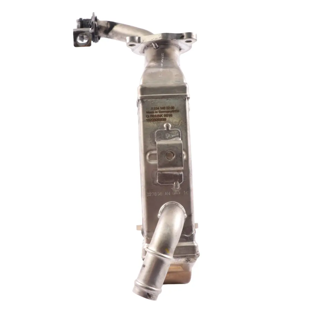 OM654 OM656 Raffreddatore EGR gas scarico per Mercedes W213 C238 Diesel con numero di parte A6541400200 Mercedes W213 C238 Diesel OM654 OM656 Raffreddatore EGR gas scarico - SKU A6541400200 - Numero di parte A6541400200