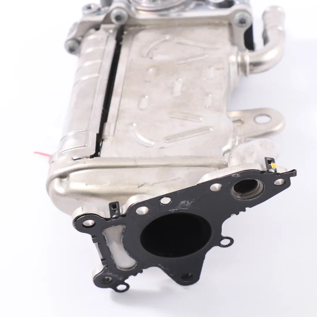 AGR Kühler Mercedes C118 W177 W247 Diesel OM654 Auspuff Ventil für mit Teilenummer A6541403301 AGR Kühler Mercedes C118 W177 W247 Diesel OM654 Auspuff Ventil - SKU A6541403301-1 - Teilenummer A6541403301