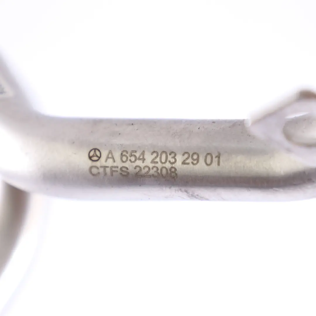 Wasser Kühl Mittel Rohr Schlau Chlei Tung für Mercedes C118 mit Teilenummer A6542032901 Mercedes C118 Wasser Kühl Mittel Rohr Schlau Chlei Tung - SKU A6542032901 - Teilenummer A6542032901