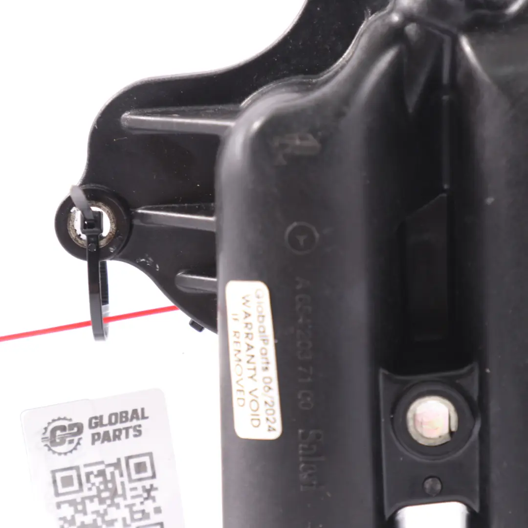 Eau Refroidissant Flange Pipe Pantalon Ligne pour Mercedes C118 à propos du numéro de pièce A6542037100 Mercedes C118 Eau Refroidissant Flange Pipe Pantalon Ligne - SKU A6542037100 - Numéro de pièce A6542037100