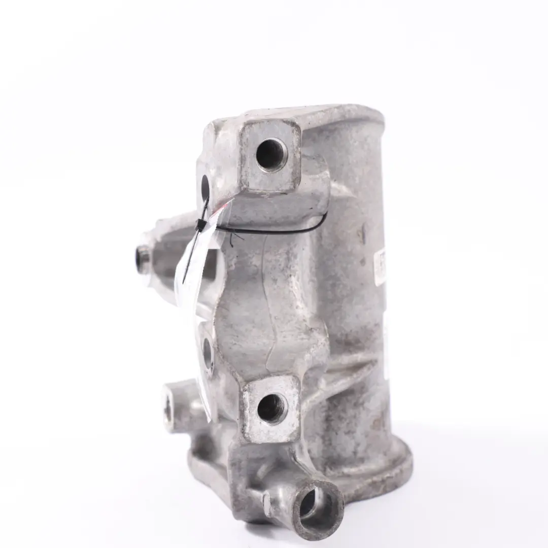 Soporte de cojinete de motor Mercedes C118 Soporte para con número de pieza A6542200031 Soporte de cojinete de motor Mercedes C118 Soporte - SKU A6542200031 - Número de pieza A6542200031