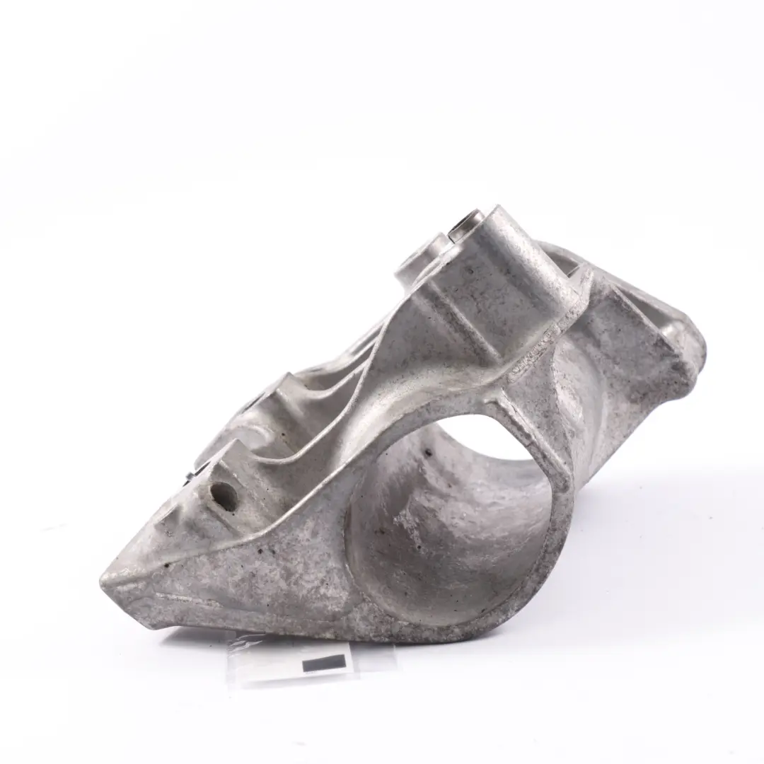 Soporte de cojinete de motor Mercedes C118 Soporte para con número de pieza A6542200031 Soporte de cojinete de motor Mercedes C118 Soporte - SKU A6542200031 - Número de pieza A6542200031