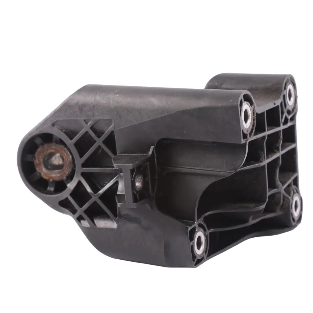 Mercedes W213 C238 OM654 Soporte motor montaje soporte izquierda - SKU A6542232200 - Número de pieza A6542232200