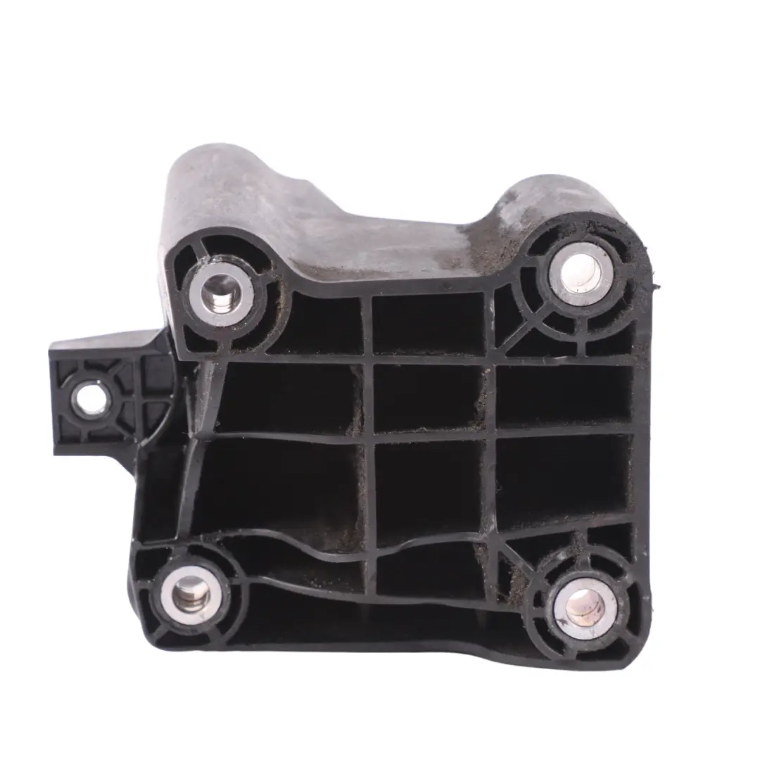 Mercedes W213 C238 OM654 Soporte motor montaje soporte izquierda - SKU A6542232200 - Número de pieza A6542232200