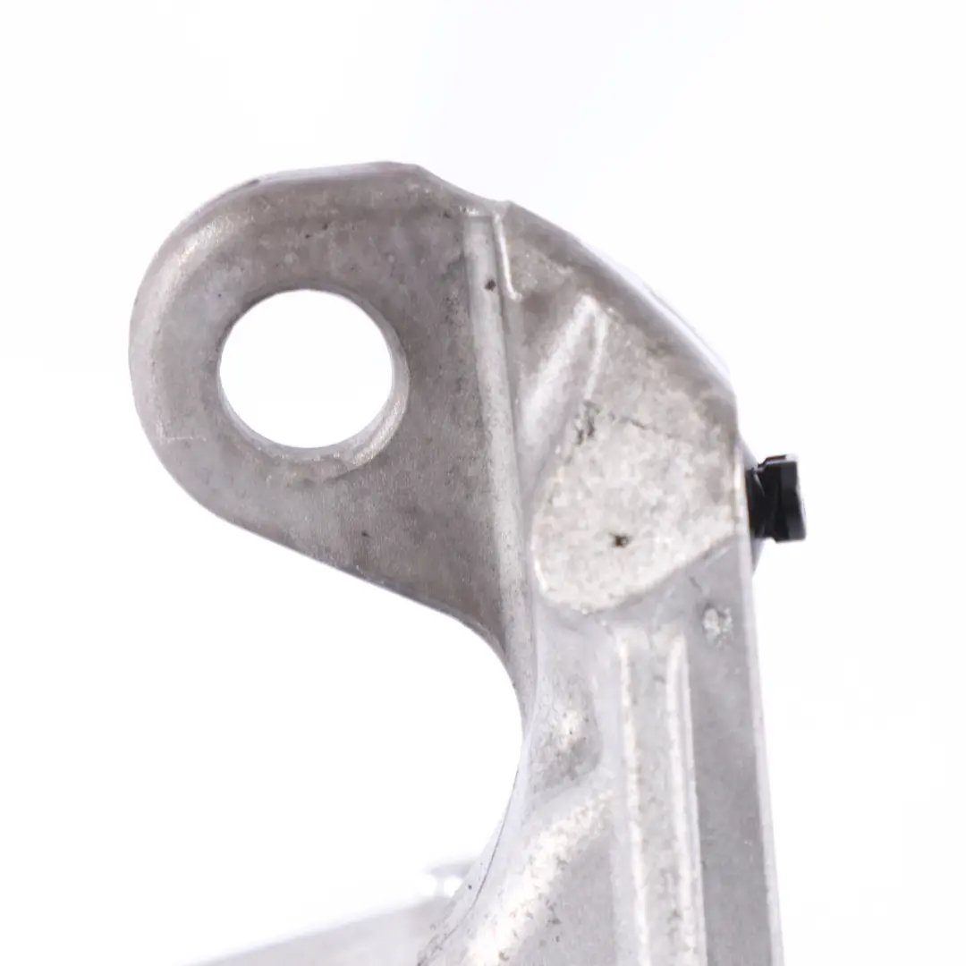 Trasero de elevación Lug Soporte montaje motor para Mercedes C118 con número de pieza A6542241800 Mercedes C118 Trasero de elevación Lug Soporte montaje motor - SKU A6542241800 - Número de pieza A6542241800