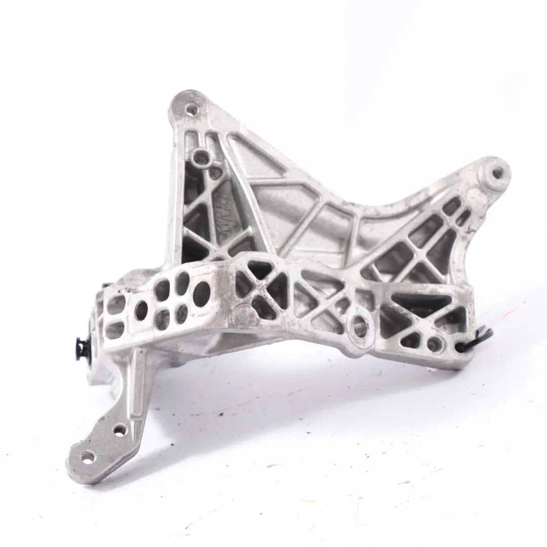 Mercedes C118 Hintere Hebeöse Motor Halterung - SKU A6542241800 - Teilenummer A6542241800