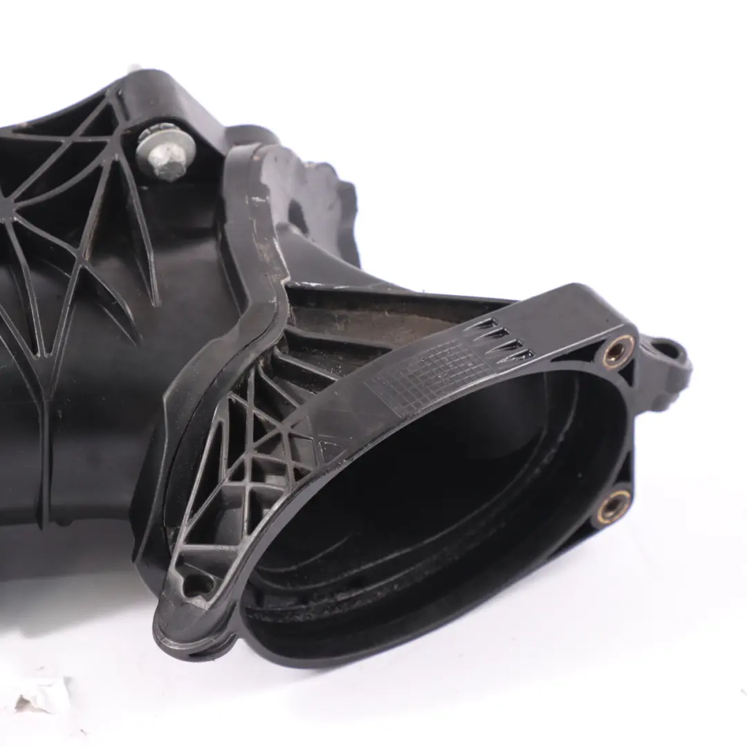Collettore di aspirazione Mercedes W213 OM656 Diesel Collettore aria per con numero di parte A6560900500 Collettore di aspirazione Mercedes W213 OM656 Diesel Collettore aria - SKU A6560900500 - Numero di parte A6560900500