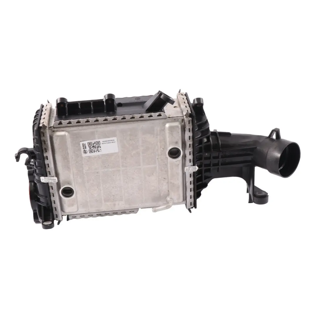 OM656 Enfriador aire admisión diesel para Intercooler Mercedes W213 C238 con número de pieza A6560903800 Intercooler Mercedes W213 C238 OM656 Enfriador aire admisión diesel - SKU A6560903800 - Número de pieza A6560903800