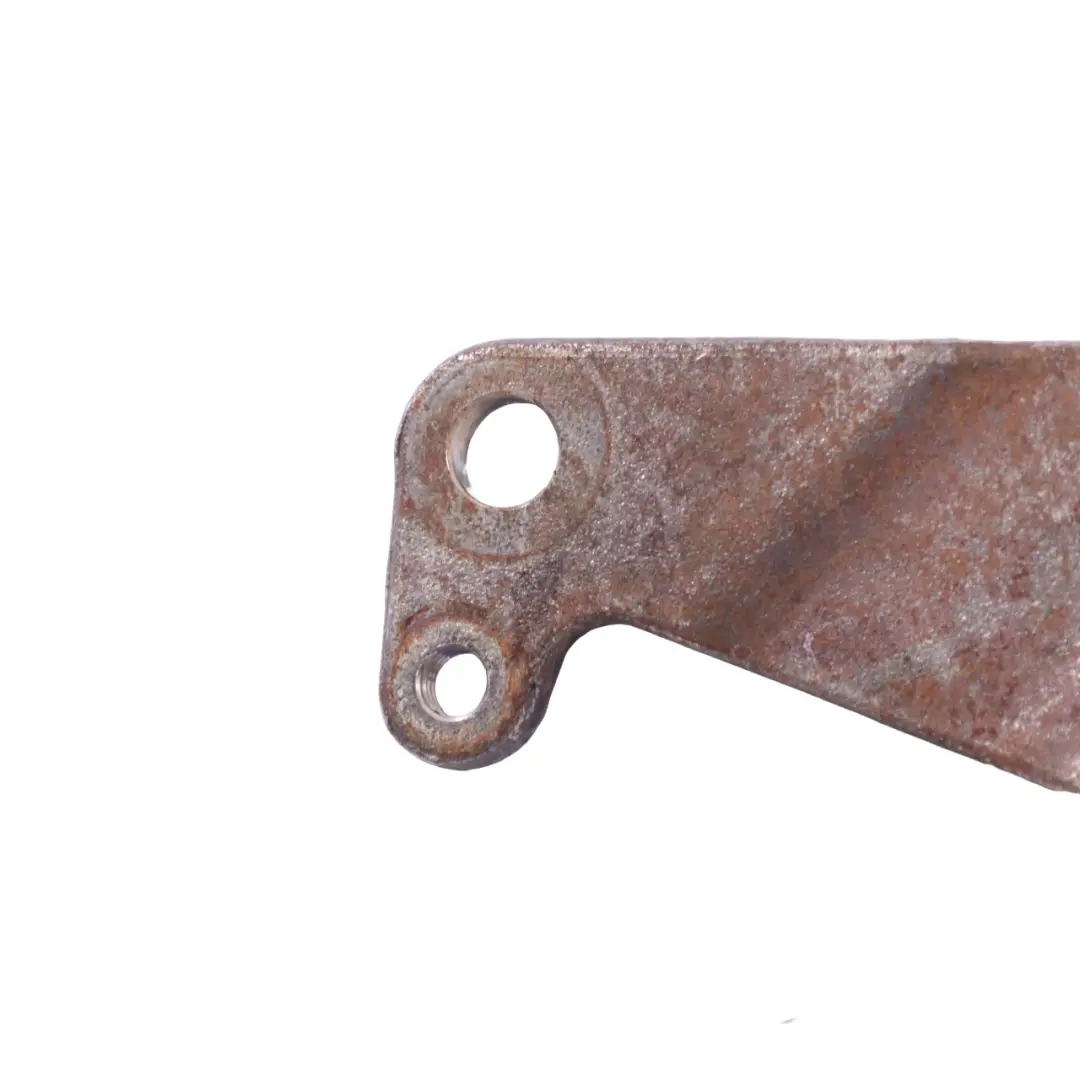 OM656 Support fixation collecteur d'échappement pour Mercedes W213 à propos du numéro de pièce A6561421000 Mercedes W213 OM656 Support fixation collecteur d'échappement - SKU A6561421000 - Numéro de pièce A6561421000