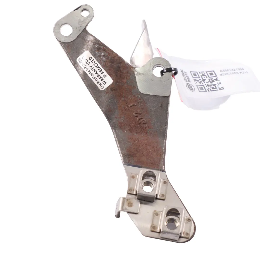 OM656 Support fixation collecteur d'échappement pour Mercedes W213 à propos du numéro de pièce A6561421000 Mercedes W213 OM656 Support fixation collecteur d'échappement - SKU A6561421000 - Numéro de pièce A6561421000