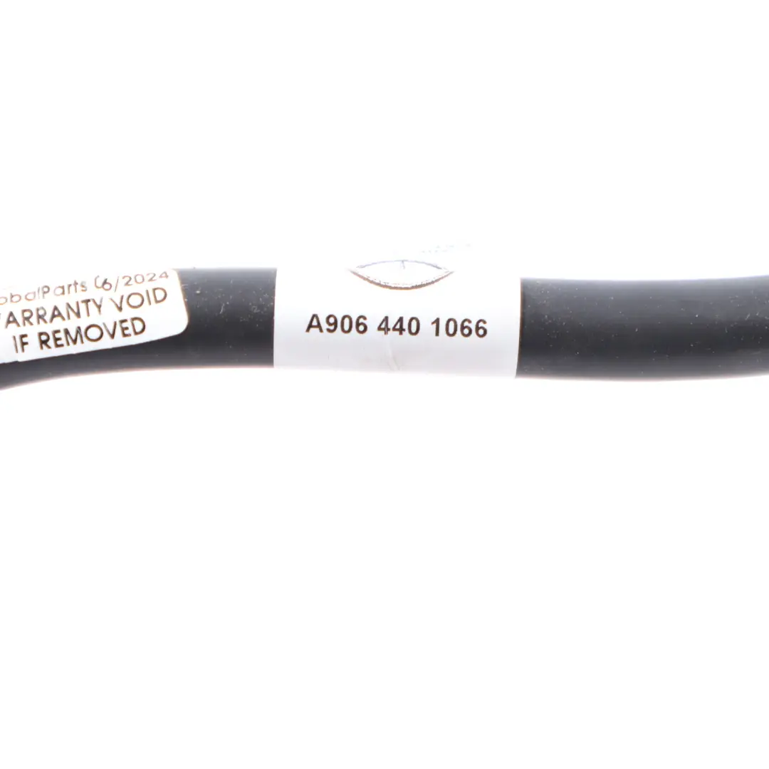 Mercedes Sprinter W906 W907 Cableado del cable positivo de batería - SKU A9064401066 - Número de pieza A9064401066