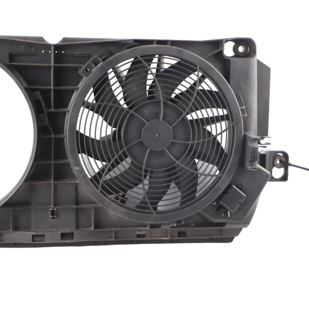 Mercedes Sprinter W906 W907 Diesel A/C Chemise radiateur Ventilateur - SKU A9065051455 - Numéro de pièce A9065051455