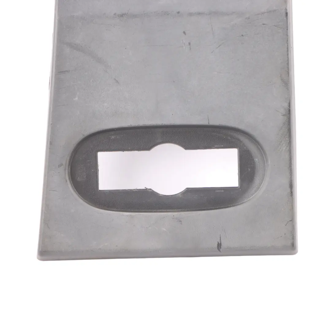 Mercedes Sprinter W906 Moldura Lateral Izquierda Delantera - SKU A9066901182-1 - Número de pieza A9066901182