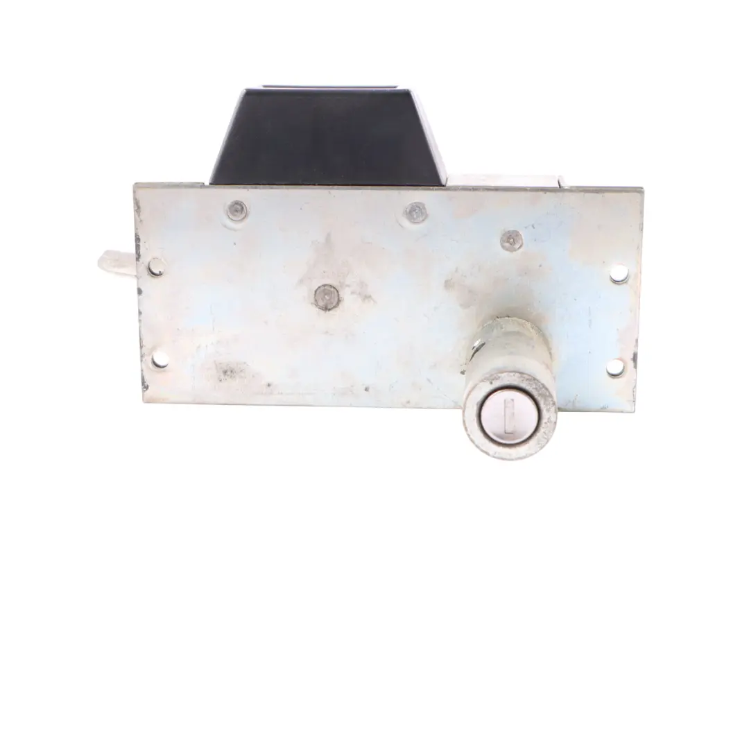 Partition Sliding Door Lock Latch Opener Key to Mercedes Sprinter W906 with Part number A9067100035 Mercedes Sprinter W906 Partition Sliding Door Lock Latch Opener Key - SKU A9067100035 - Part number A9067100035