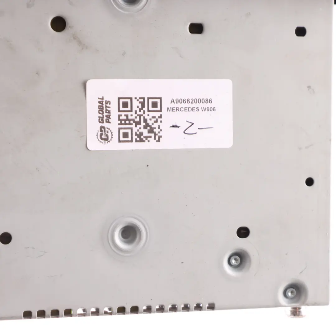 Head Unit Mercedes Sprinter W906 Radio Cd Player Unit to with Part number A9068200086 Head Unit Mercedes Sprinter W906 Radio Cd Player Unit - SKU A9068200086 - Part number A9068200086