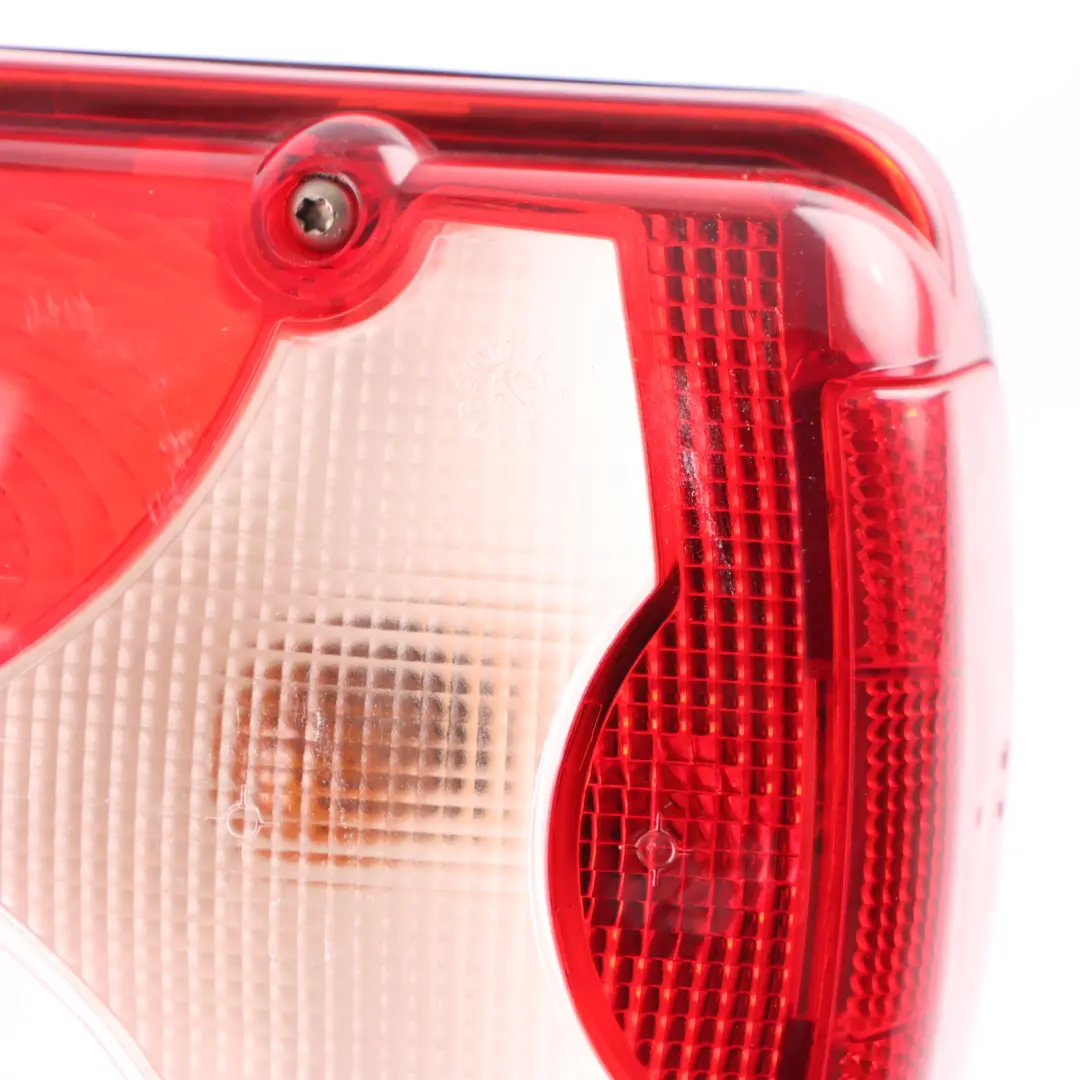 Luz Trasera Derecha para Mercedes Sprinter W906 con número de pieza A9068201764 Mercedes Sprinter W906 Luz Trasera Derecha - SKU A9068201764-2 - Número de pieza A9068201764