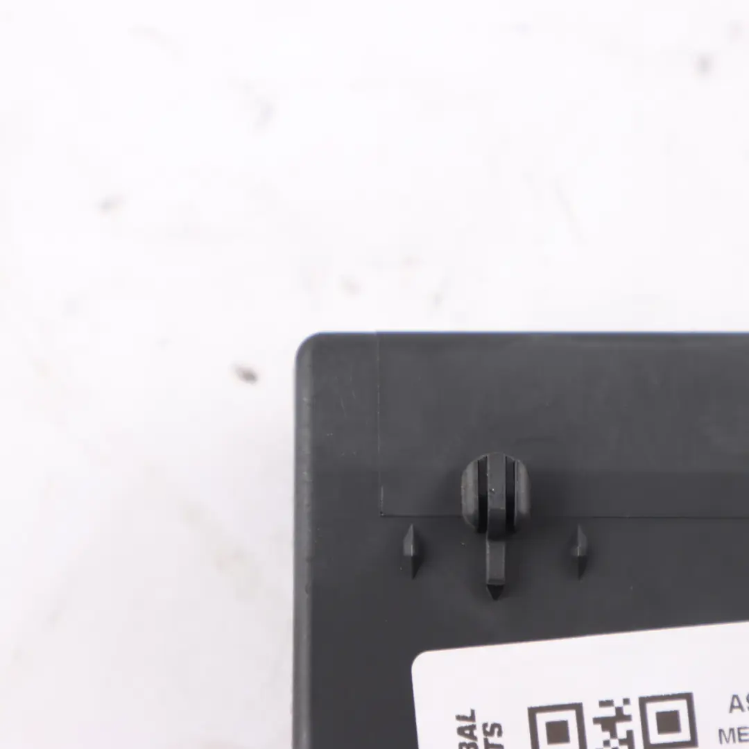 Modulo Porta anteriore destra controllo per Mercedes W906 con numero di parte A9068205626 Mercedes W906 Modulo Porta anteriore destra controllo - SKU A9068205626 - Numero di parte A9068205626