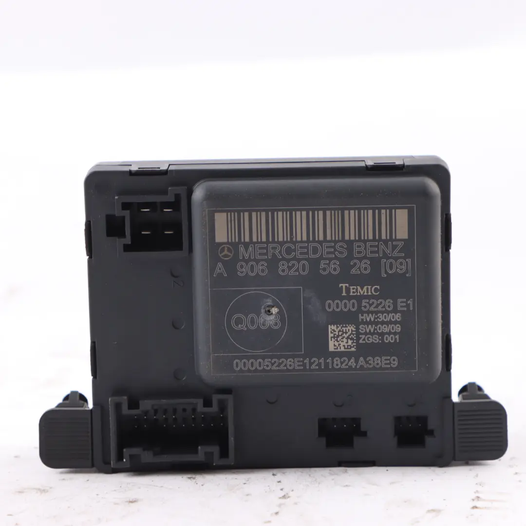 Puerta delantera derecha Módulo de control para Mercedes W906 con número de pieza A9068205626 Mercedes W906 Puerta delantera derecha Módulo de control - SKU A9068205626 - Número de pieza A9068205626