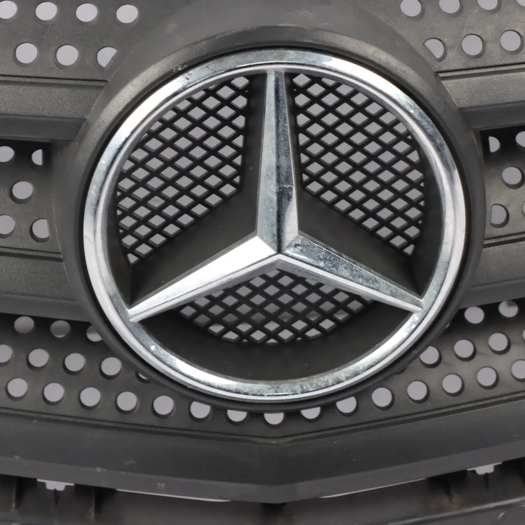 Mercedes Sprinter W906 Grill Atrapa Zderzaka - SKU A9068800785 - Numer Części A9068800785
