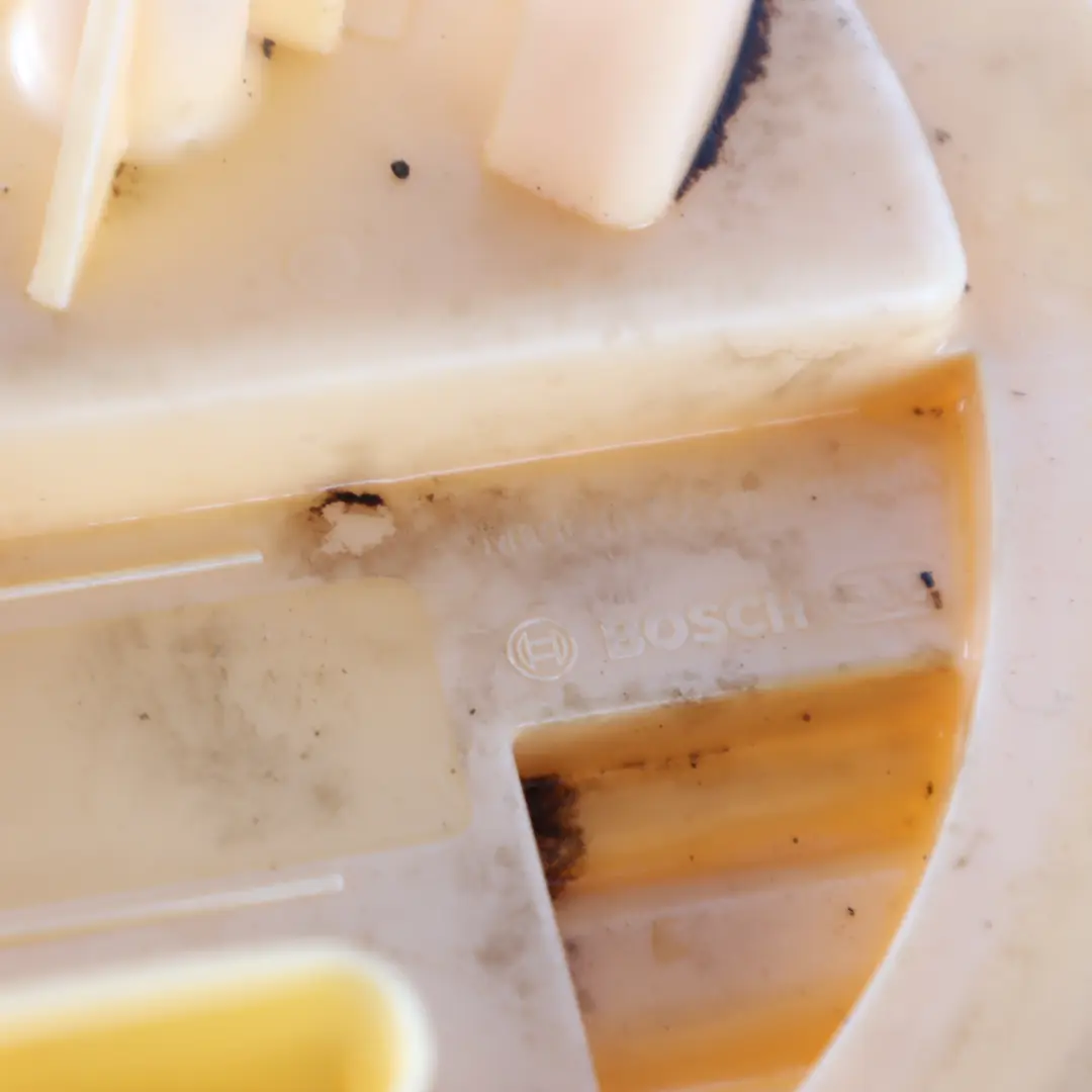 W907 Fuel Pump Sender Tank Unit to Mercedes with Part number A9074702300 Mercedes W907 Fuel Pump Sender Tank Unit - SKU A9074702300 - Part number A9074702300