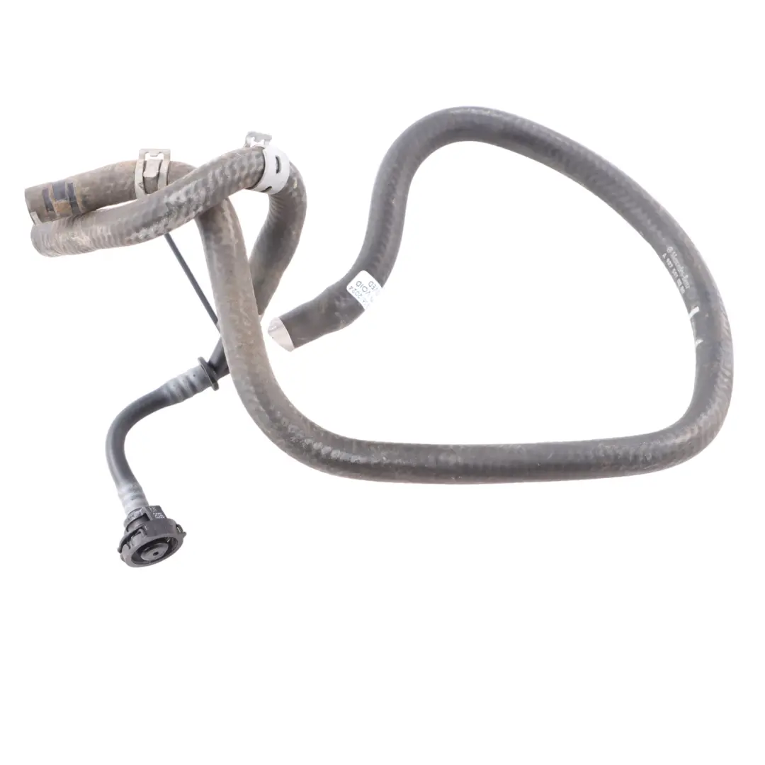 W907 Tanque De Expansión Del Radiador Línea De Purga para Mercedes con número de pieza A9075010000 Mercedes W907 Tanque De Expansión Del Radiador Línea De Purga - SKU A9075010000 - Número de pieza A9075010000