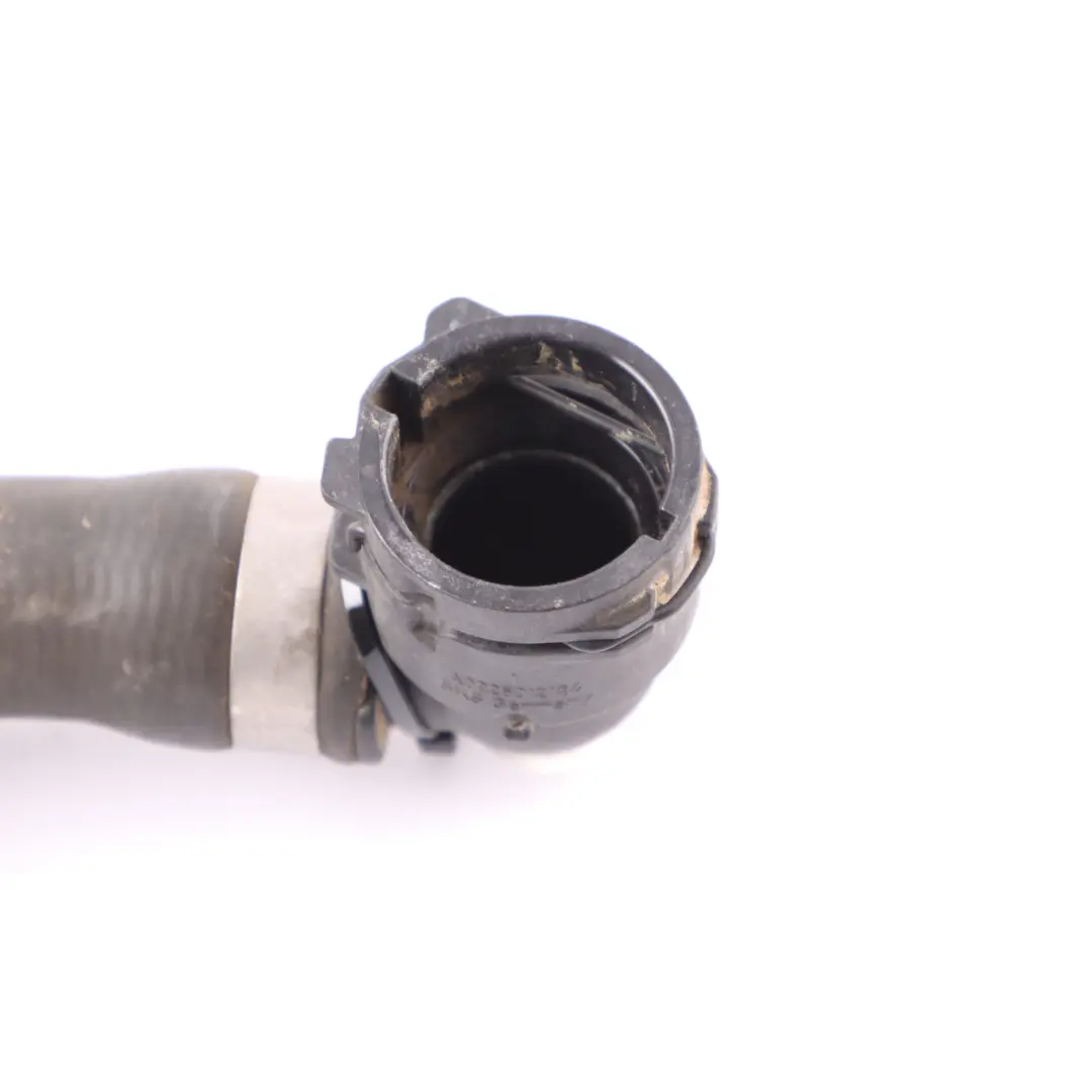 Tuyau D'Eau De Refroidissement Du Moteur Pour Mercedes W907  - SKU A9075010200 - Numéro de pièce A9075010200