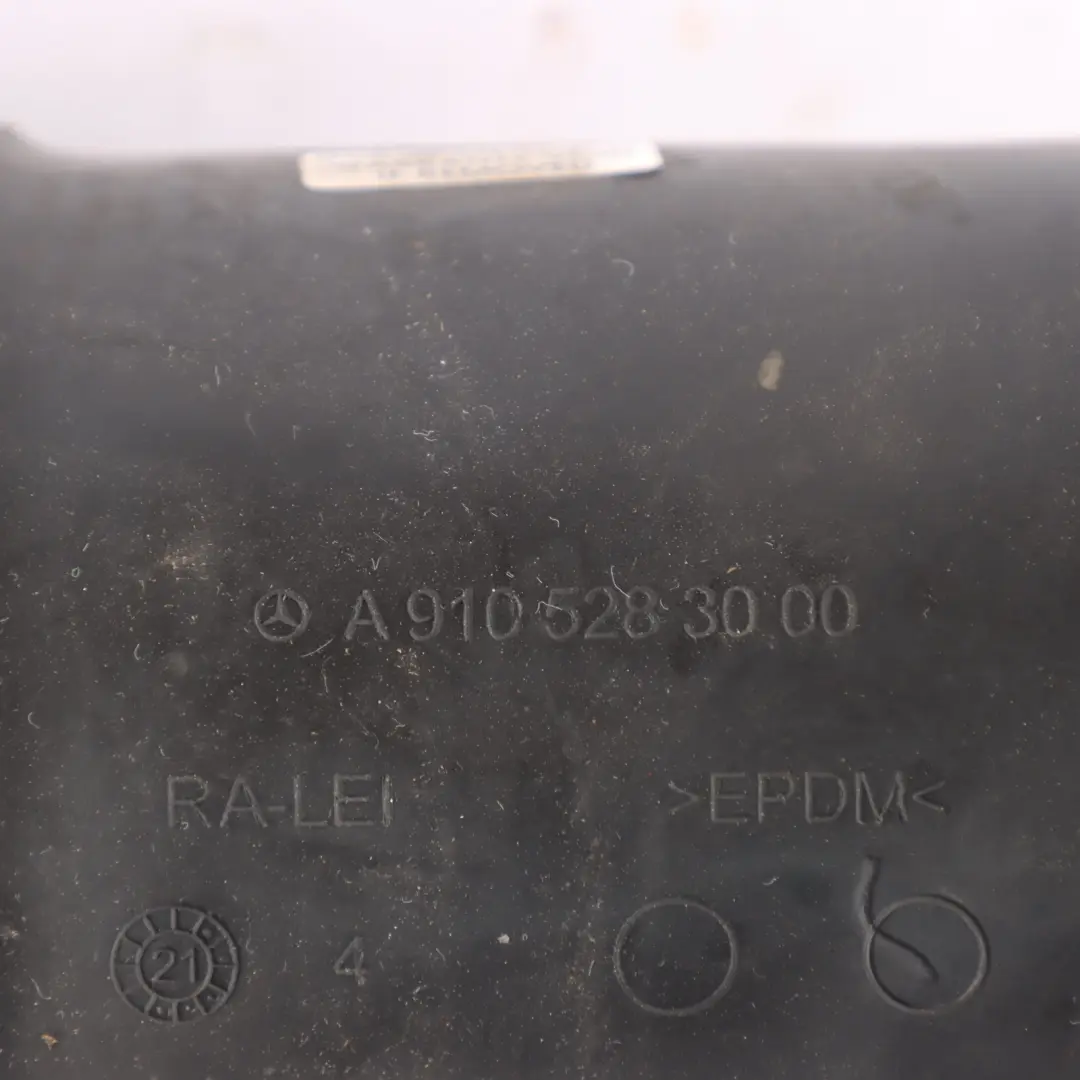 Przewód Powietrza Mercedes W907 W910 Diesel OM654 Rura Dolotu do o numerze A9075284300 Przewód Powietrza Mercedes W907 W910 Diesel OM654 Rura Dolotu - SKU A9075284300 - Numer Części A9075284300