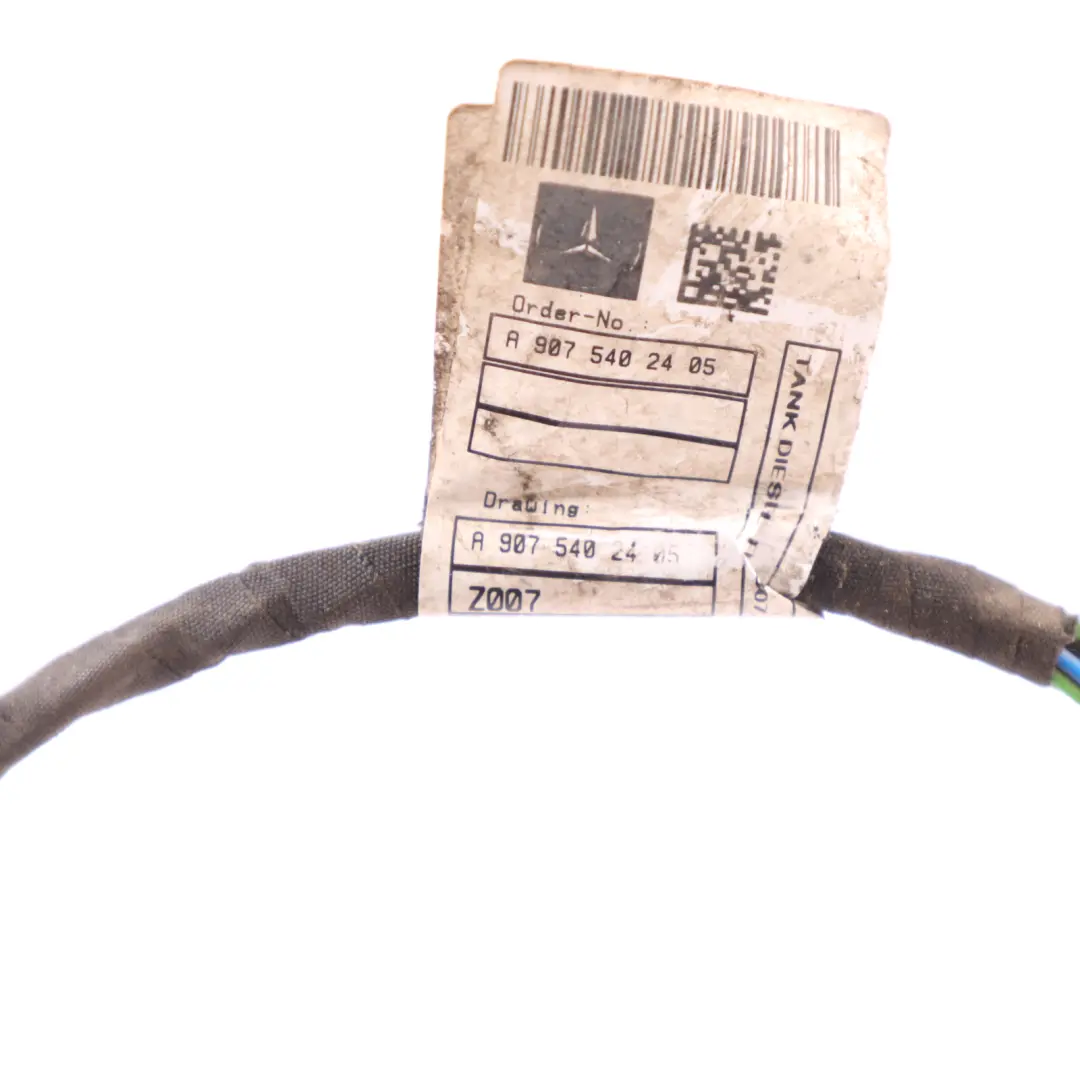Mercedes W907 de baja presión de la bomba de combustible cableado eléctrico - SKU A9075402405 - Número de pieza A9075402405