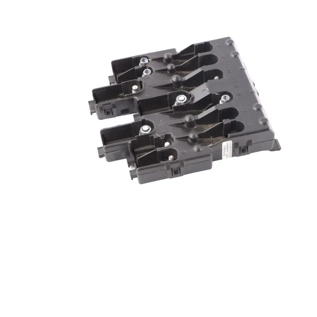 Mercedes W907 Caja Fusibles Batería Terminal Distribución Positivo A2479061803 - SKU A9075407312 - Número de pieza A9075407312