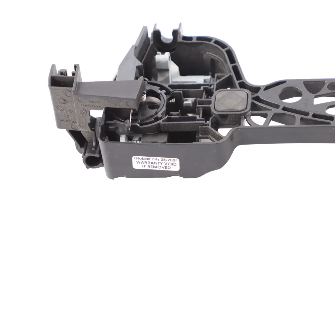 Door Handle Mercedes W907 W910 Bearing Bracket Front Outer Right O/S to with Part number A9077600500 Door Handle Mercedes W907 W910 Bearing Bracket Front Outer Right O/S - SKU rhd-A9077600500 - Part number A9077600500