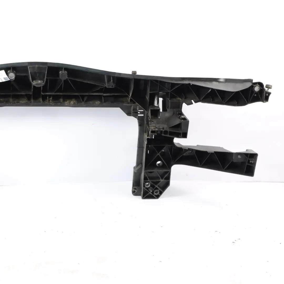 W907 W910 Support Carénage Avant Radiateur Slam Beam pour Mercedes à propos du numéro de pièce A9078800900 Mercedes W907 W910 Support Carénage Avant Radiateur Slam Beam - SKU A9078800900 - Numéro de pièce A9078800900