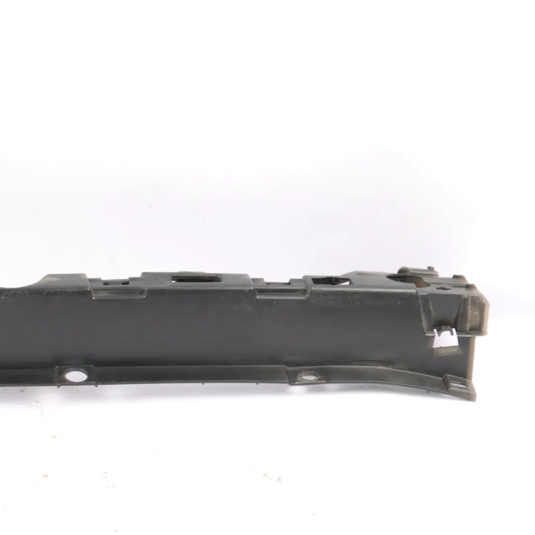 W907 Stoßstange Hinten Führung Halterung für Mercedes Sprinter mit Teilenummer A9078851700 Mercedes Sprinter W907 Stoßstange Hinten Führung Halterung - SKU A9078851700 - Teilenummer A9078851700