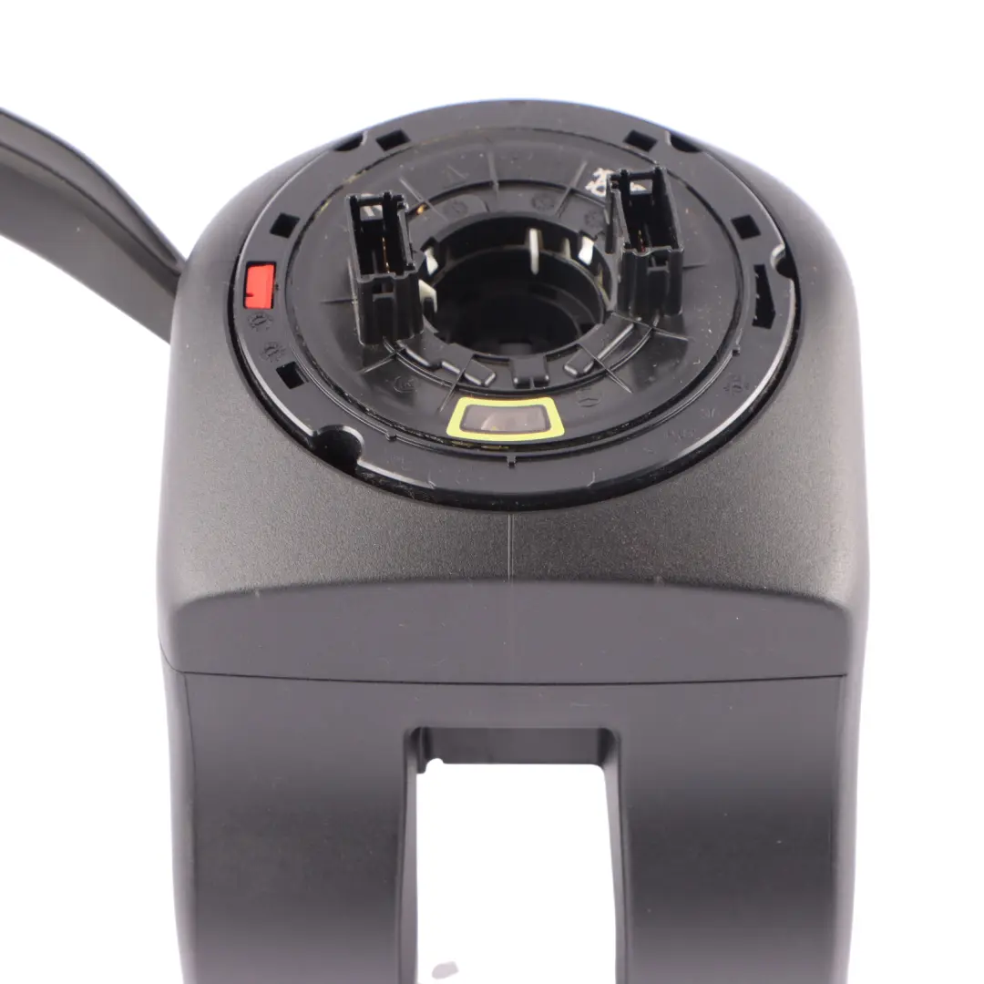 W907 W910 Tubo dello sterzo Slip Switch Stalk per Mercedes Sprinter con numero di parte A9079001105 Mercedes Sprinter W907 W910 Tubo dello sterzo Slip Switch Stalk - SKU A9079001105 - Numero di parte A9079001105