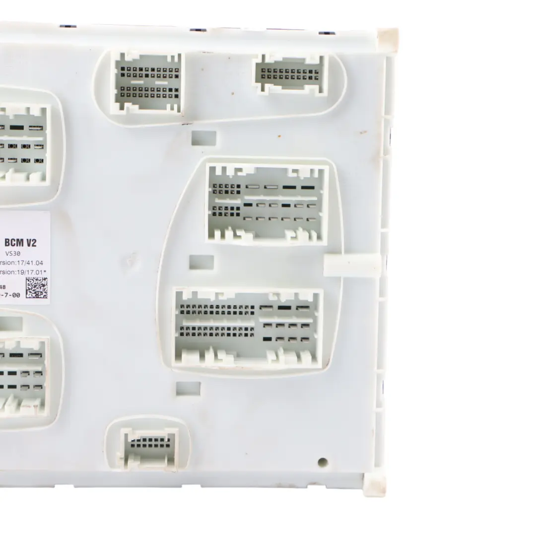 W907 Body Control Module Unit to Mercedes with Part number A9079004905 Mercedes W907 Body Control Module Unit - SKU A9079004905 - Part number A9079004905