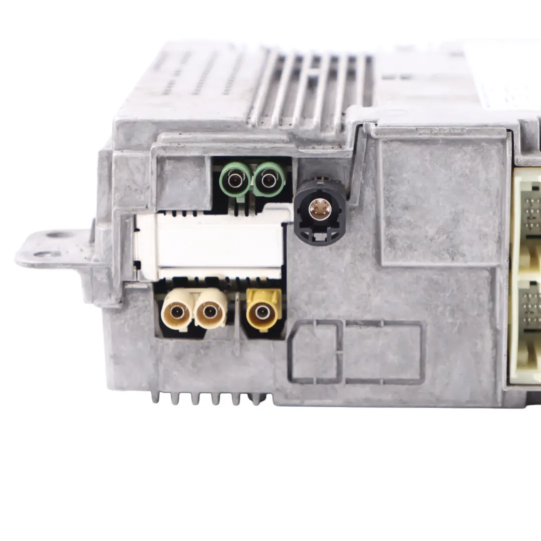 W907 W910 Unità Modulo Di Controllo Multimediale per Mercedes Sprinter con numero di parte A9079008805 Mercedes Sprinter W907 W910 Unità Modulo Di Controllo Multimediale - SKU A9079008805 - Numero di parte A9079008805