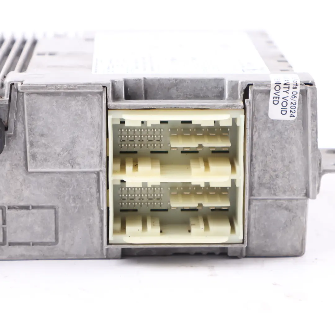 W907 W910 Module Contrôleur Multimédia De l'unité pour Mercedes Sprinter à propos du numéro de pièce A9079008805 Mercedes Sprinter W907 W910 Module Contrôleur Multimédia De l'unité - SKU A9079008805 - Numéro de pièce A9079008805