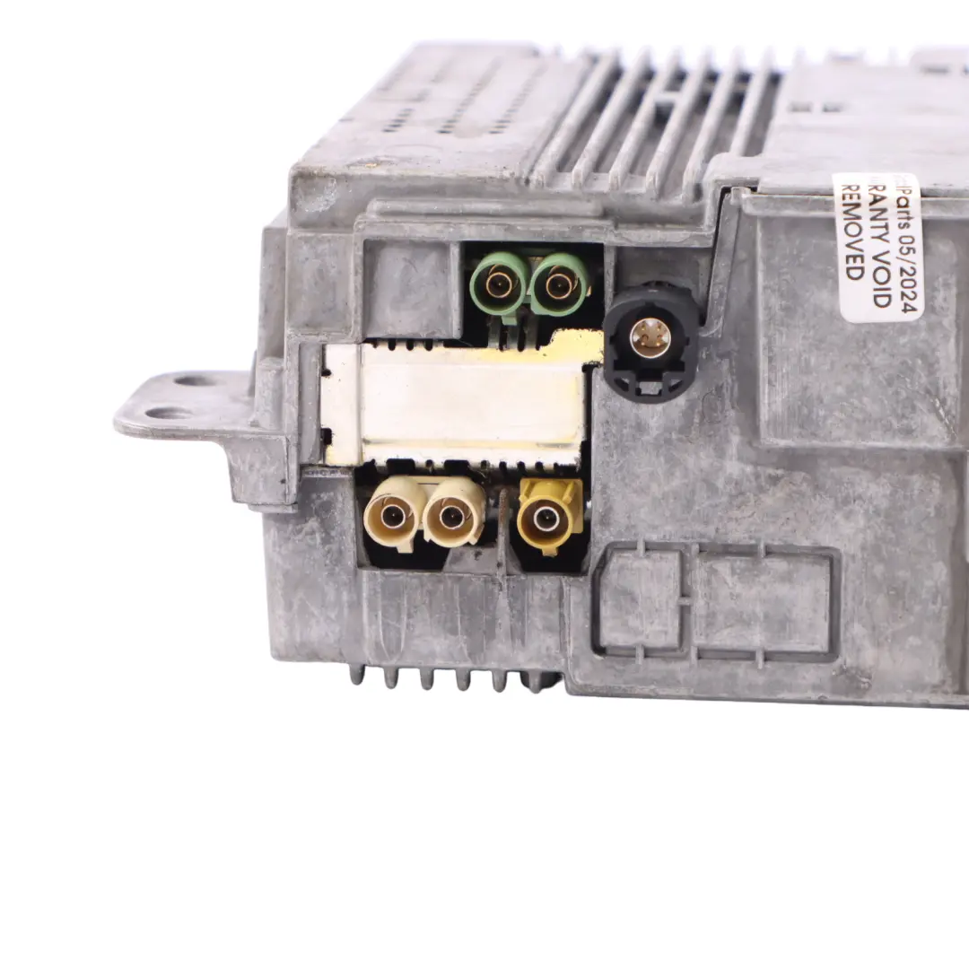 W907 CD-Stereo-Radio Kopf Spieler Einheit für Mercedes mit Teilenummer A9079009103 Mercedes W907 CD-Stereo-Radio Kopf Spieler Einheit - SKU A9079009103 - Teilenummer A9079009103