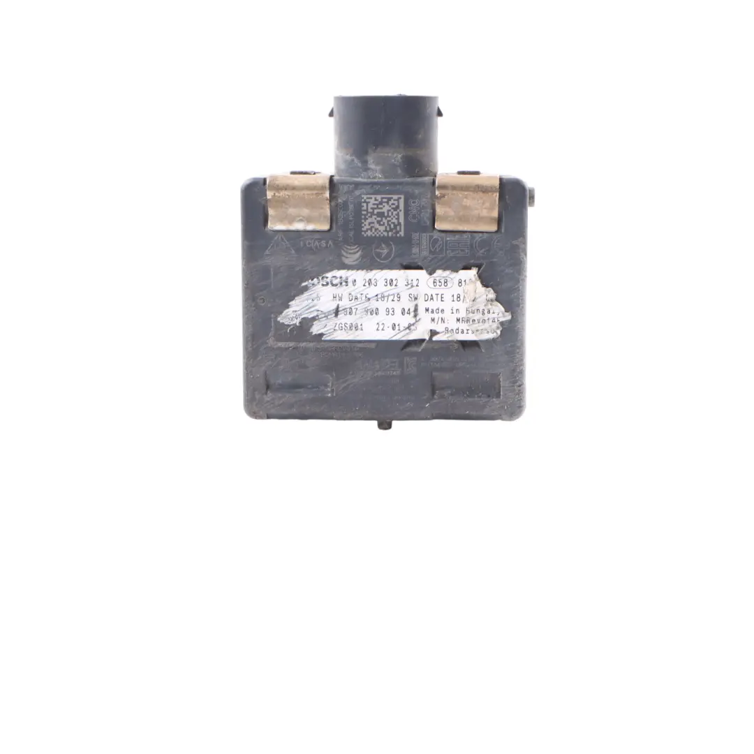 W907 Sensor Radar Distancia Sistema Freno Activo para Mercedes Sprinter con número de pieza A9079009304 Mercedes Sprinter W907 Sensor Radar Distancia Sistema Freno Activo - SKU A9079009304 - Número de pieza A9079009304