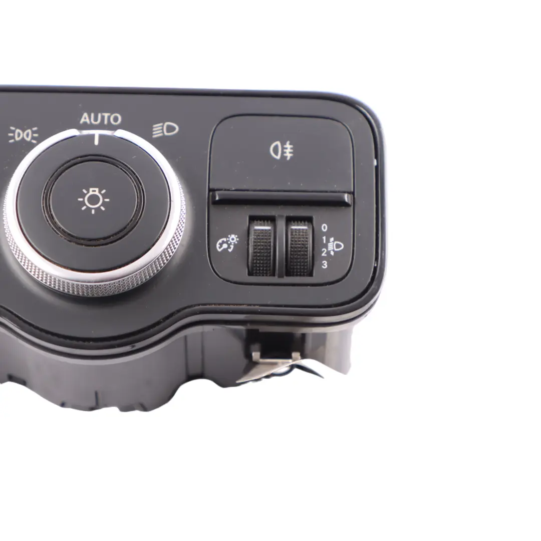 W907 W910 Scheinwerfer Kontroll Schalter für Mercedes Sprinter mit Teilenummer A9079053302 Mercedes Sprinter W907 W910 Scheinwerfer Kontroll Schalter - SKU A9079053302 - Teilenummer A9079053302