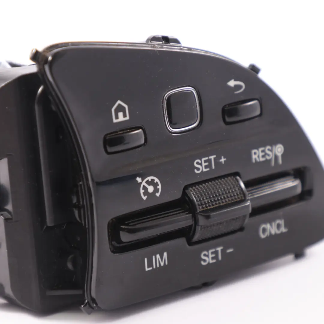 W907 Lenkrad Schalttafel Multifunktion für Mercedes Sprinter mit Teilenummer A9079057804 Mercedes Sprinter W907 Lenkrad Schalttafel Multifunktion - SKU A9079057804 - Teilenummer A9079057804