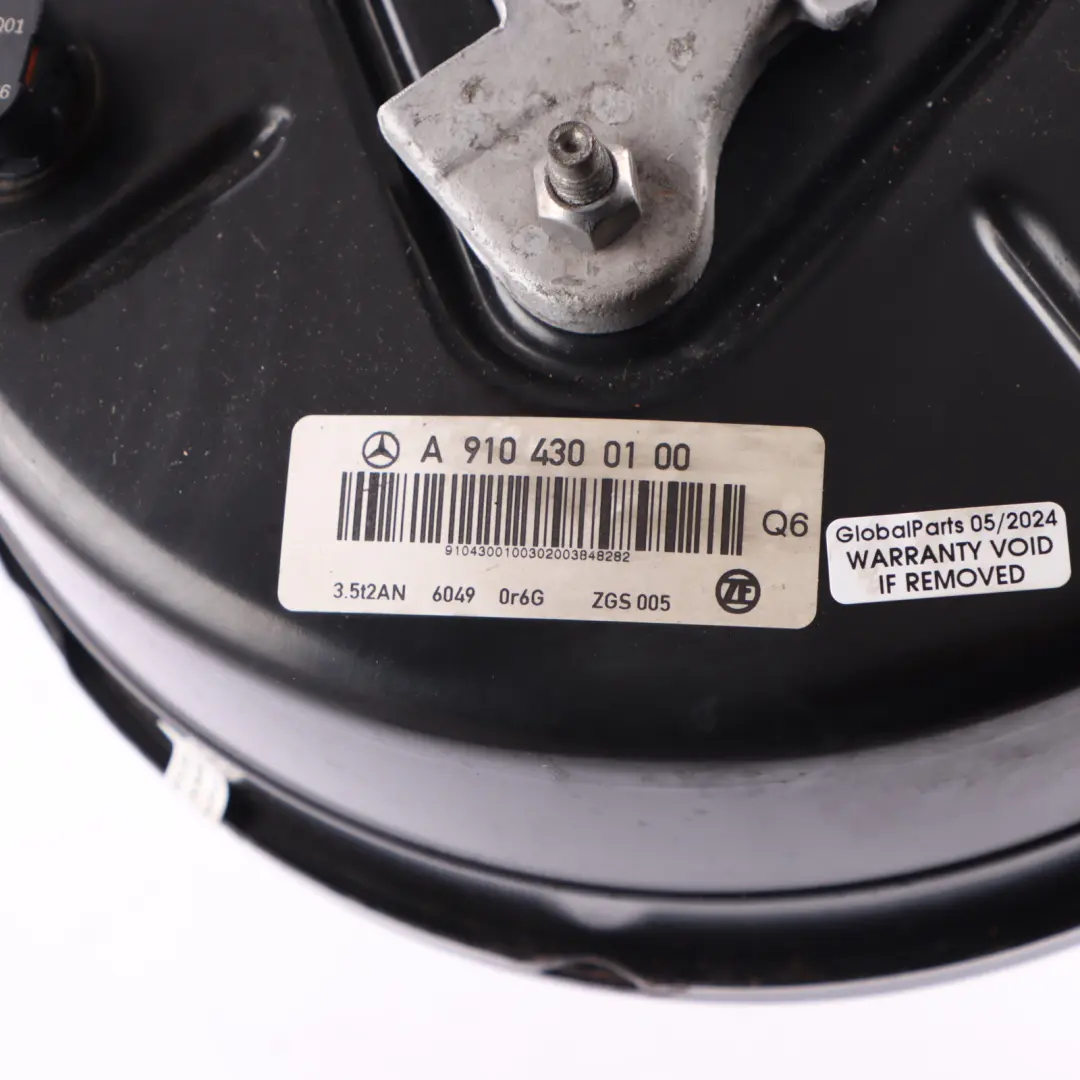 W907 Bremskraft Verstärker Hauptzylindereinheit für Mercedes mit Teilenummer A9104300100 Mercedes W907 Bremskraft Verstärker Hauptzylindereinheit - SKU A9104300100 - Teilenummer A9104300100