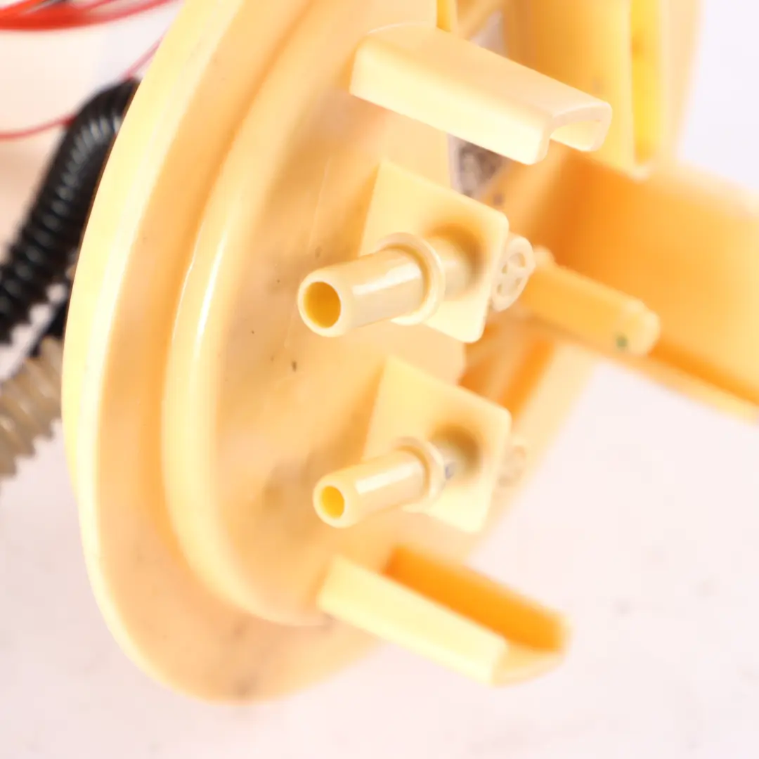 Pompa Paliwa Pływak do Mercedes W910 o numerze A9104701800 Mercedes W910 Pompa Paliwa Pływak - SKU A9104701800 - Numer Części A9104701800