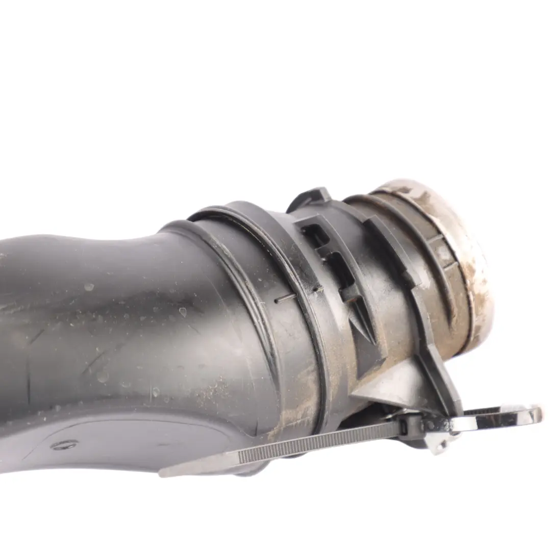 OM651 Fuel Tank Filler Neck Pipe Line Hose A9104710200 to Mercedes W910 with Part number A9104708800 Mercedes W910 OM651 Fuel Tank Filler Neck Pipe Line Hose A9104710200 - SKU A9104708800 - Part number A9104708800