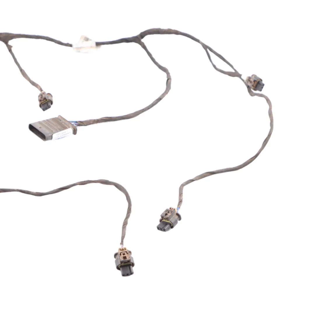 W907 W910 Rear Bumper Wiring Loom Parking Sensor to Mercedes Sprinter with Part number A9105400305 Mercedes Sprinter W907 W910 Rear Bumper Wiring Loom Parking Sensor - SKU A9105400305 - Part number A9105400305