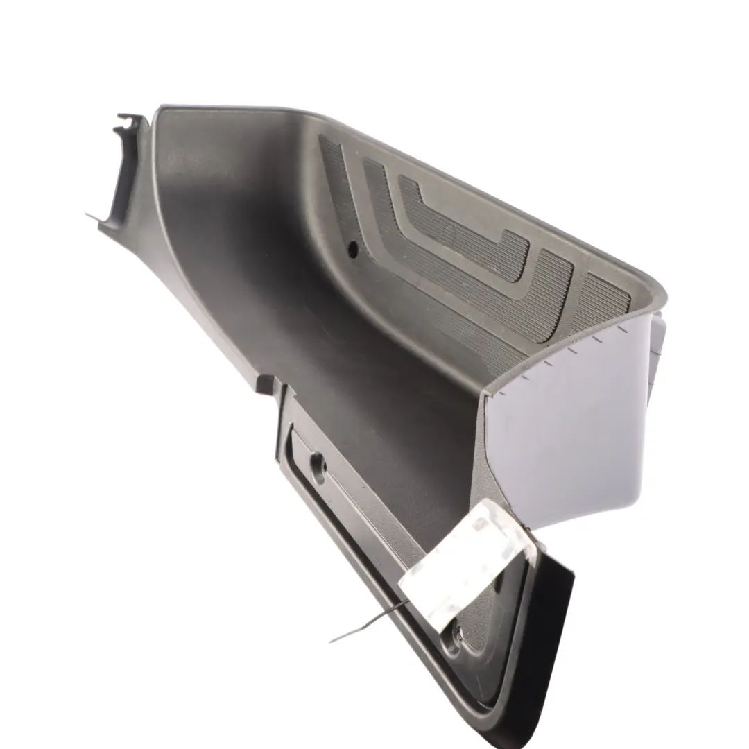 Mercedes W907 W910 Puerta Placa Delantera Izquierda Entrada Cubierta - SKU A9106860100 - Número de pieza A9106860100