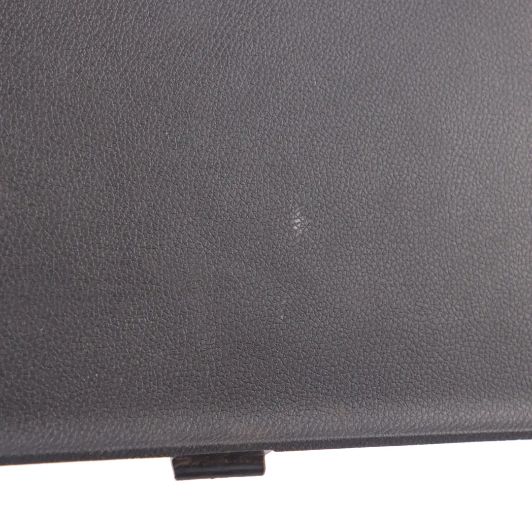 Mercedes Sprinter W907 W910 Einstiegsverkleidung Abdeckung - SKU A9106864100 - Teilenummer A9106864100