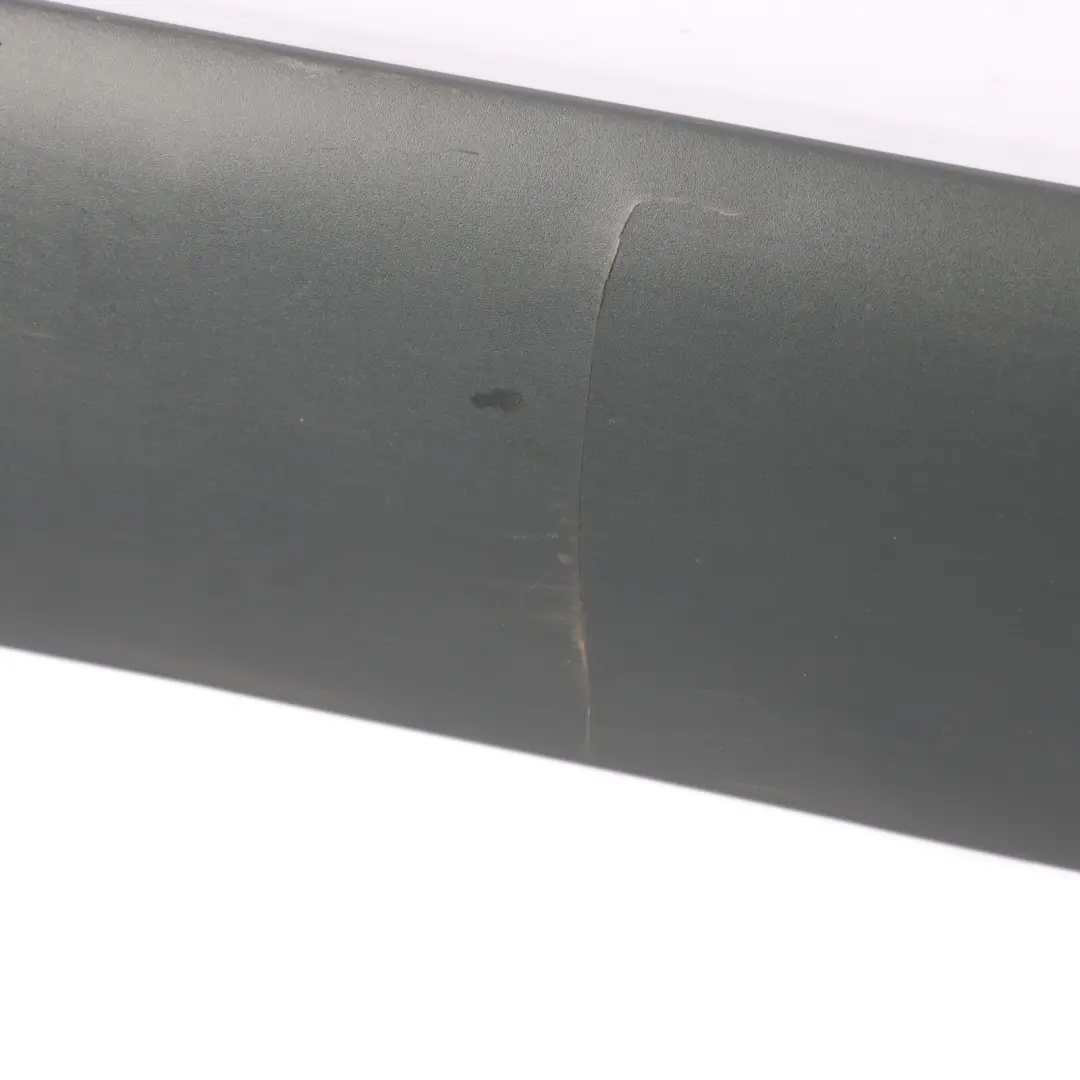 Moulure Cache Panneau Gauche pour Mercedes W910 à propos du numéro de pièce A9106905700 Mercedes W910 Moulure Cache Panneau Gauche - SKU A9106905700 - Numéro de pièce A9106905700