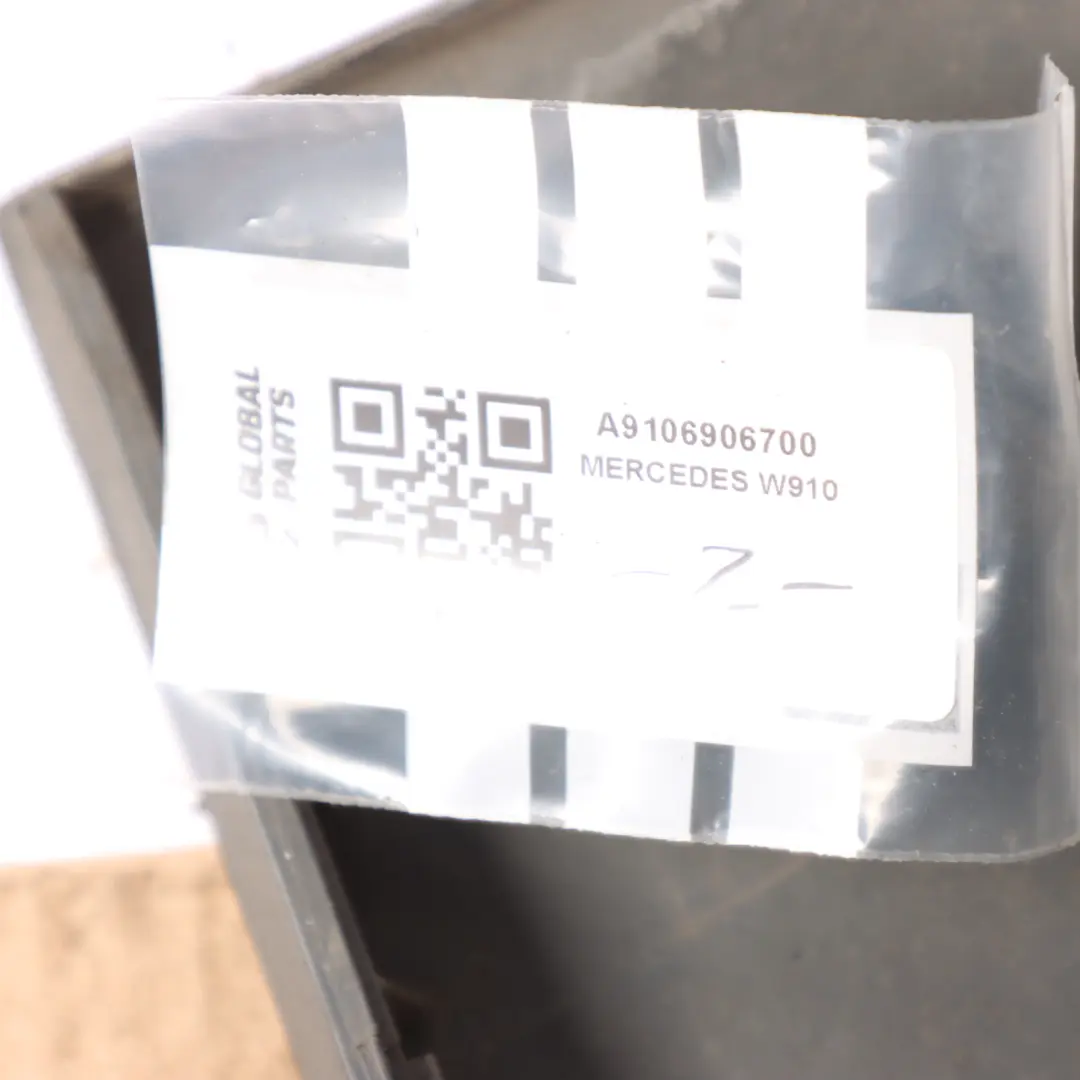 W907 W910 Sliding Side Door Moulding Trim Cover Right O/S to Mercedes with Part number A9106906700 Mercedes W907 W910 Sliding Side Door Moulding Trim Cover Right O/S - SKU A9106906700 - Part number A9106906700