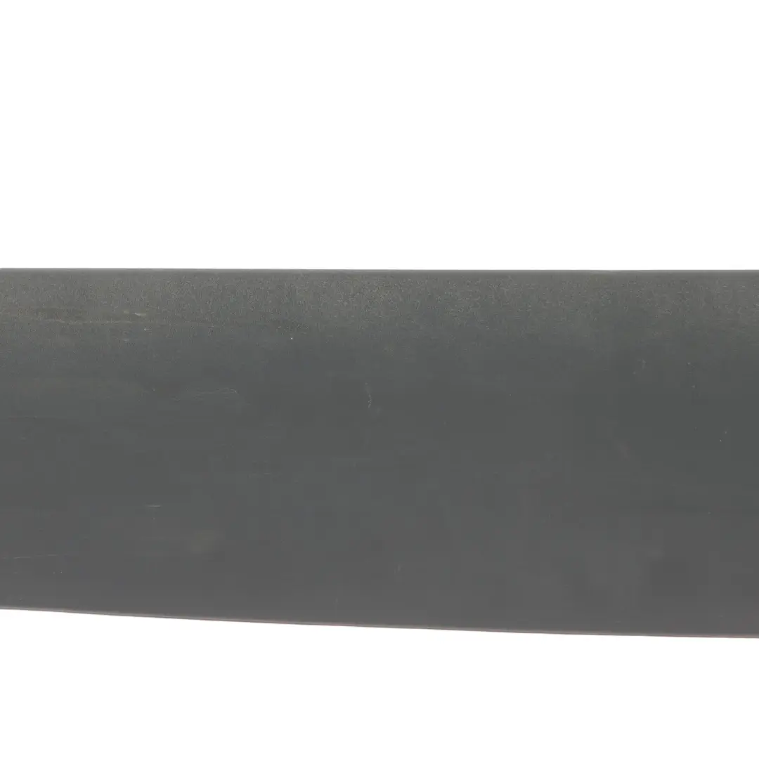 Mercedes W907 Hinten Rechts Schutzstreifen Abdeckung Panel Trim - SKU A9106907300 - Teilenummer A9106907300