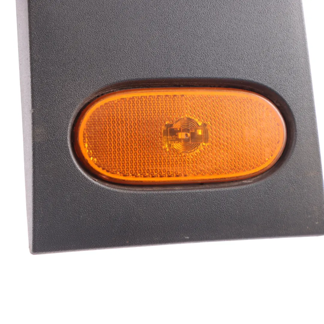 Mercedes Sprinter W907 W910 Panneau de garniture montant avant droit - SKU A9106907600 - Numéro de pièce A9106907600